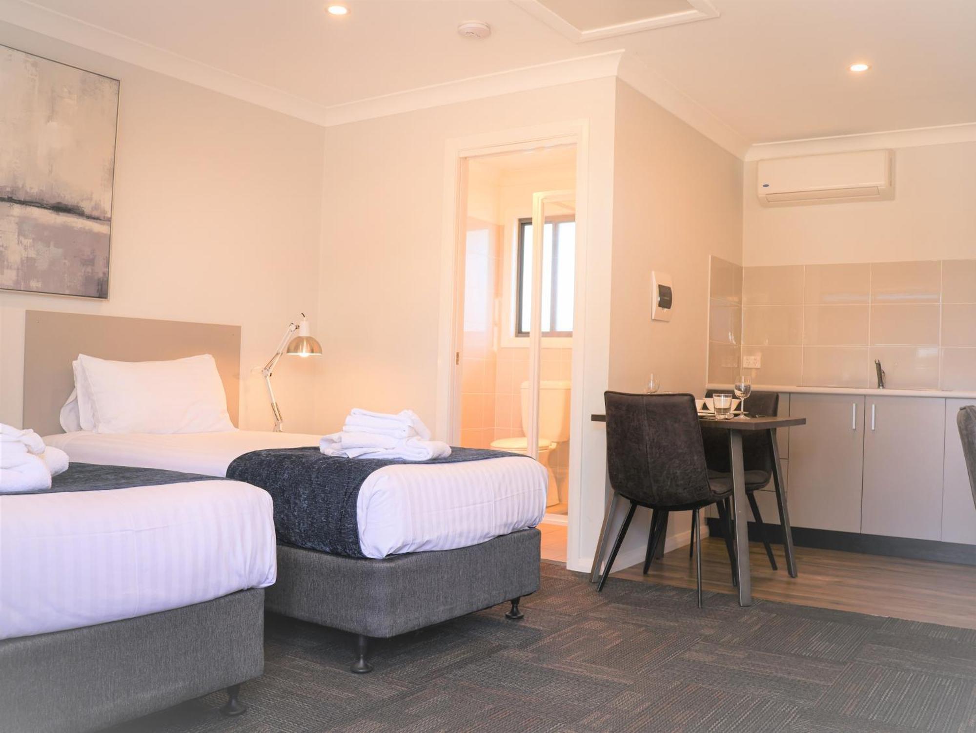 Eastend Studio Apartments ดับโบ ภายนอก รูปภาพ