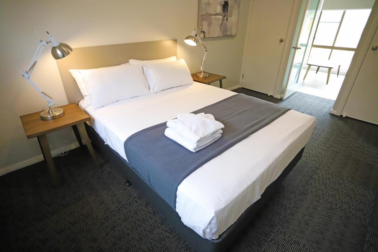 Eastend Studio Apartments ดับโบ ภายนอก รูปภาพ