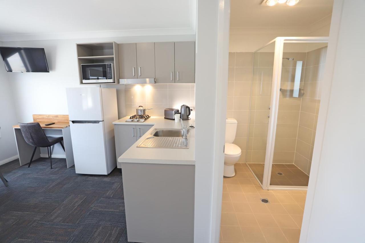 Eastend Studio Apartments ดับโบ ภายนอก รูปภาพ