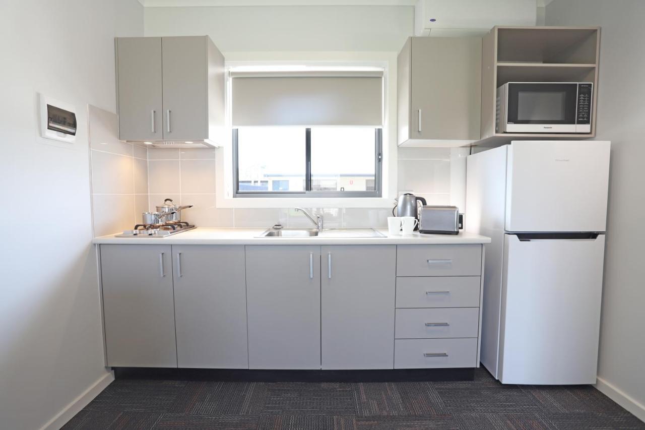Eastend Studio Apartments ดับโบ ภายนอก รูปภาพ